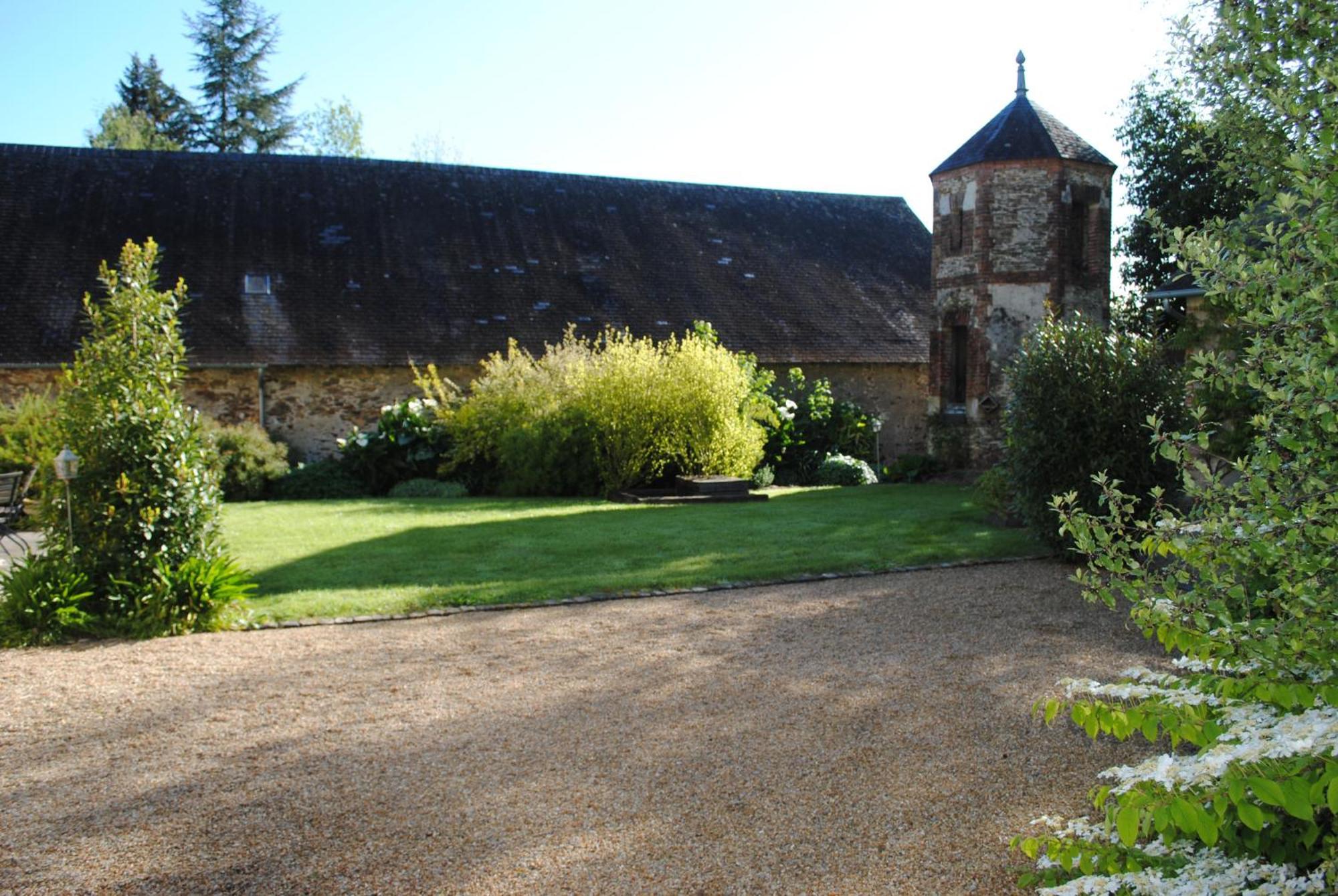 Pouancé Au Calme Dans La Campagne Du Haut Anjou מראה חיצוני תמונה